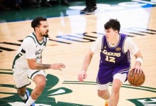 韦德观战湖人vs雄鹿（湖人对雄鹿g5） - 全景体育 - 体育热潮涌